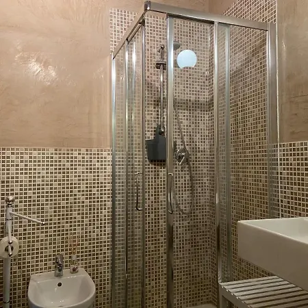 Minimum Apartment