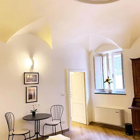 Minimum Apartment *
